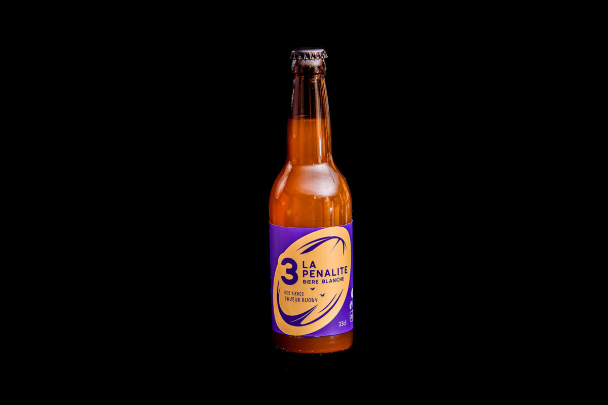 cropped-Penalite-33w.jpg La pénalité - bière blanche - carton 12x33 cl – Image 1